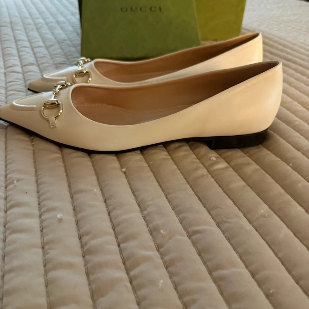 Gucci Women's White Leather Erin ballet flats - Picture 3 of 4